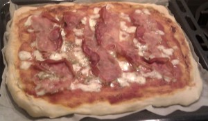 Pizza allo Speck